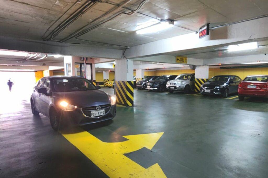 Espacio para parqueadero - Administración de parqueaderos en Colombia - Park365